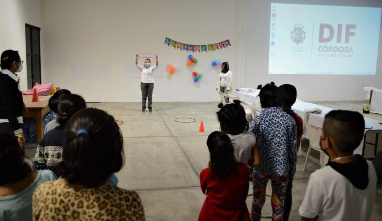 Aprendizaje y diversión en el Taller de Verano de DIF “Conociendo Mis Derechos”