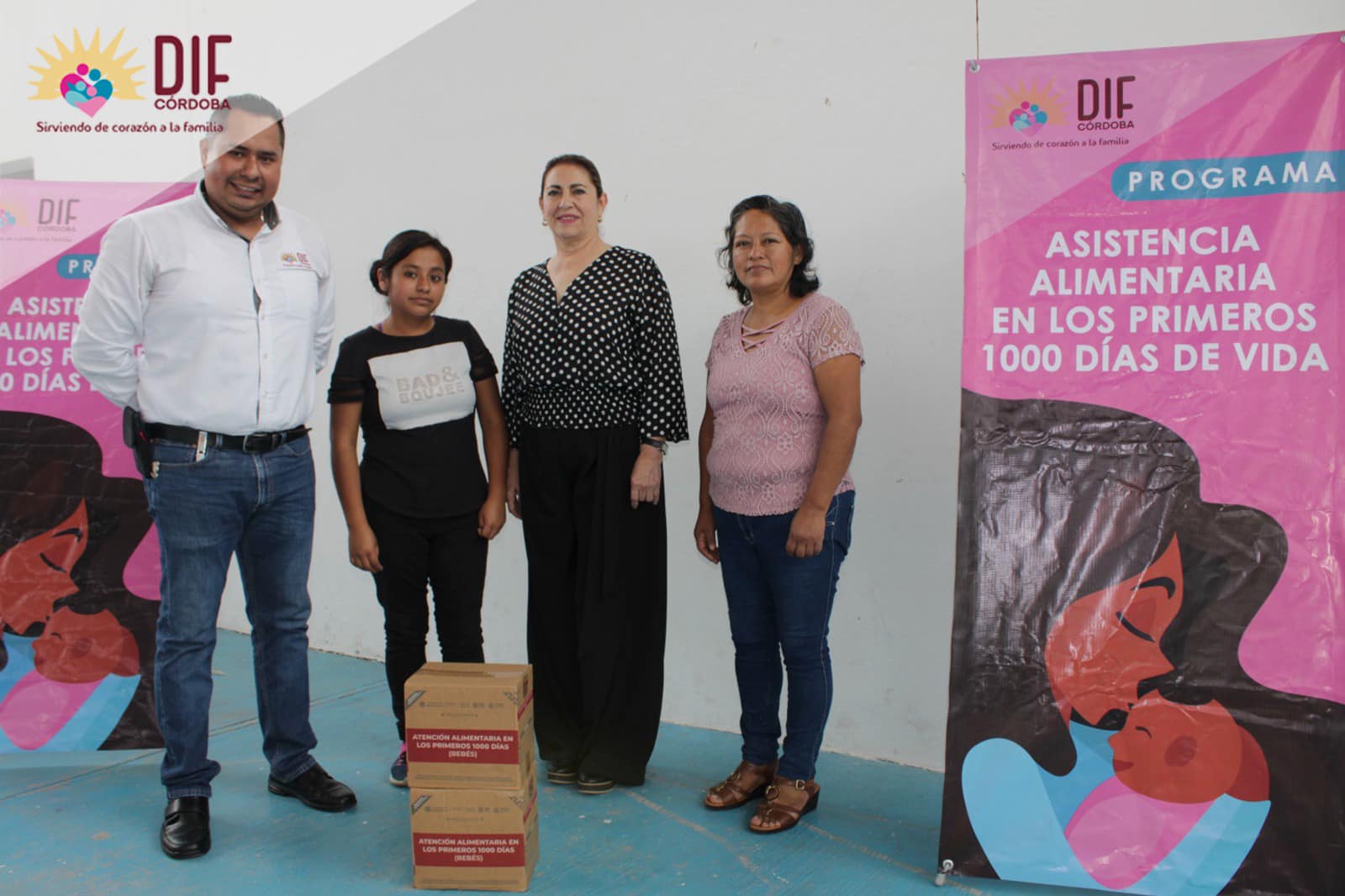 Realiza DIF Córdoba entrega de apoyos del programa de Atención Alimentaria en los Primeros 1000 Días de Vida