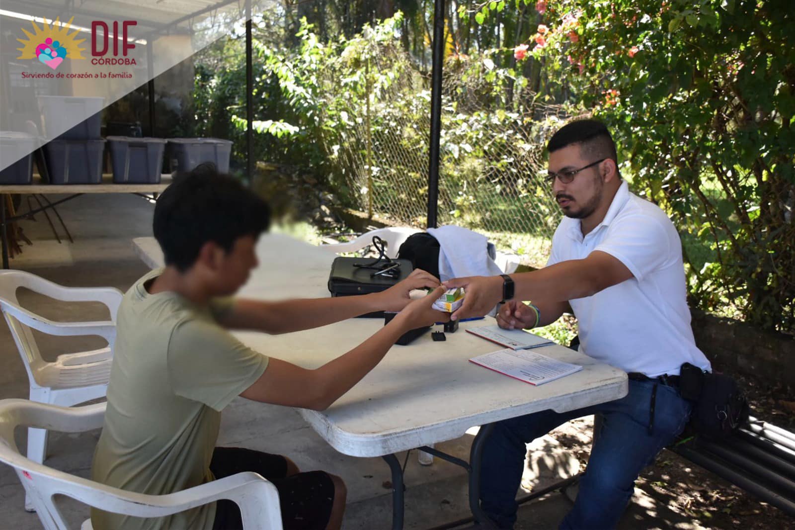 la comunidad de San Isidro Palotal, recibió la brigada “Atendiendo con Amor a la Familia”