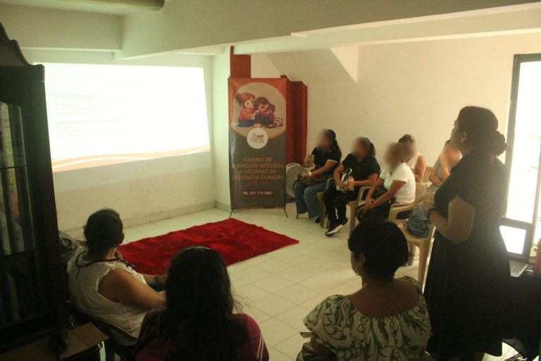 CAIVF crea primer círculo de mujeres para víctimas de violencia.